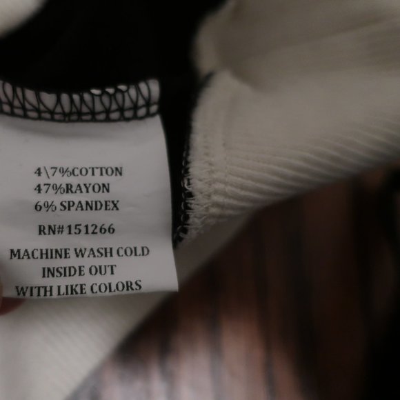 Petit Clair Top, Size 4, Like New - Picture 9 of 9